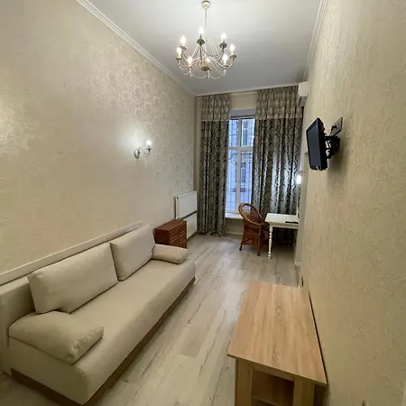 Novoselskogo 75 * Oděsa