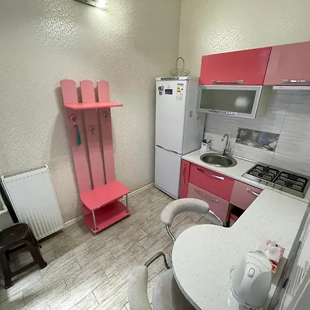 Апартаменти Novoselskogo 75 *